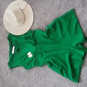 Green v-neck romper M